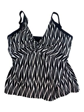 Sunsets Swim Tankini Top Geometric Print Built in Bra size 38DD
